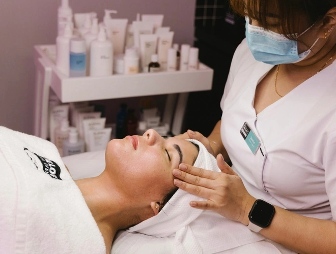 Express Facial Treatment at The Loft Fifth Avenue Beauty Salon